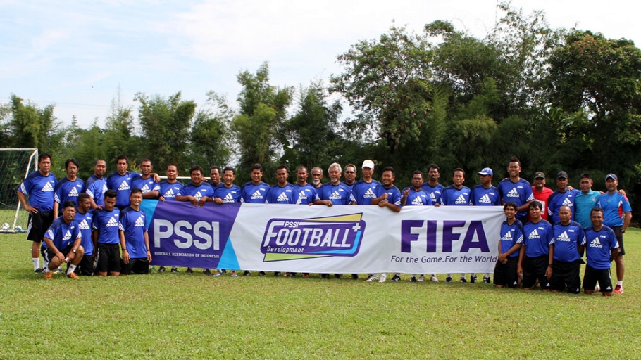 FIFA Elite Youth Coaching Course 2015 Resmi Ditutup