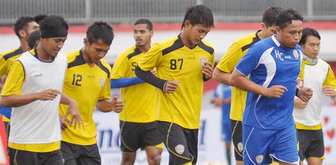 Singo Edan Fokus Benahi Fisik Pemain