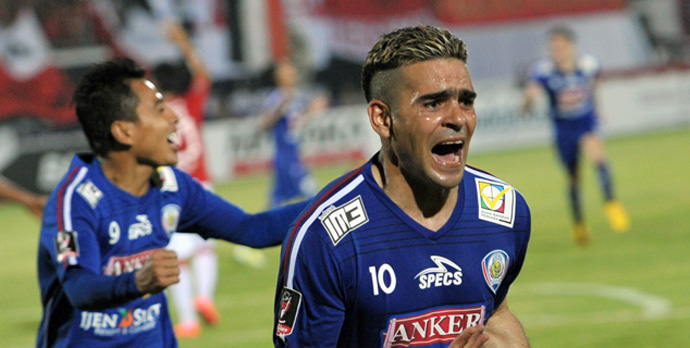 Hattrick Gonzales Bawa Singo Edan ke Semi Final